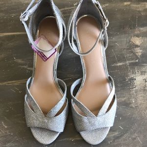 KELLIE & KATIE LOW HEEL SILVER BLING